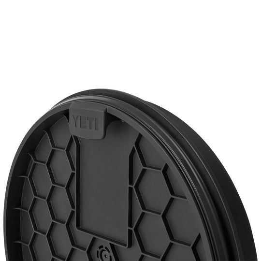 YETI LoadOut Swivel Seat Black Image 05