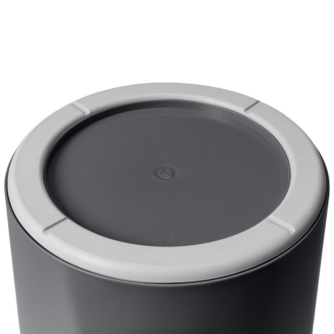 YETI Loadout 5 Gallon Bucket Charcoal Image 04