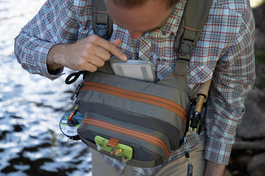 Fishpond Cross-Current Chest Pack Image 09
