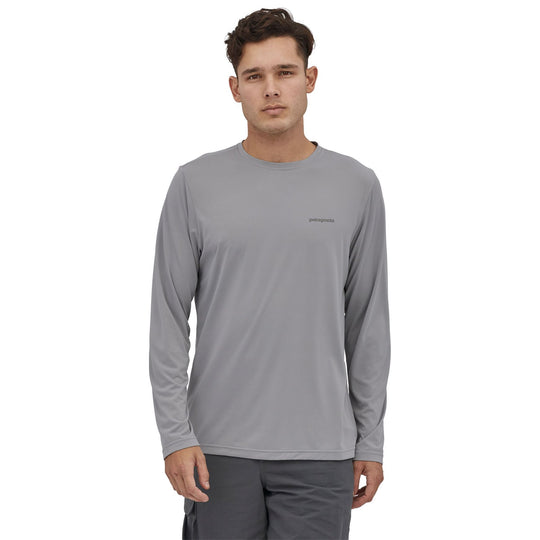 Patagonia Men's Long-Sleeved Cap Cool Daily Fish Graphic Shirt Fitz Roy Trout: Salt Grey Image 03