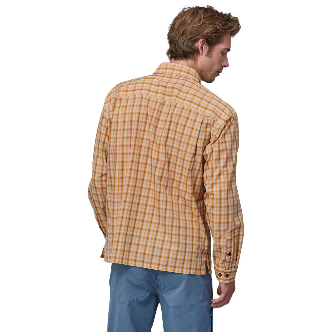 Patagonia Men's Long-Sleeved Island Hopper Shirt Mirrored: Golden Caramel Image 03