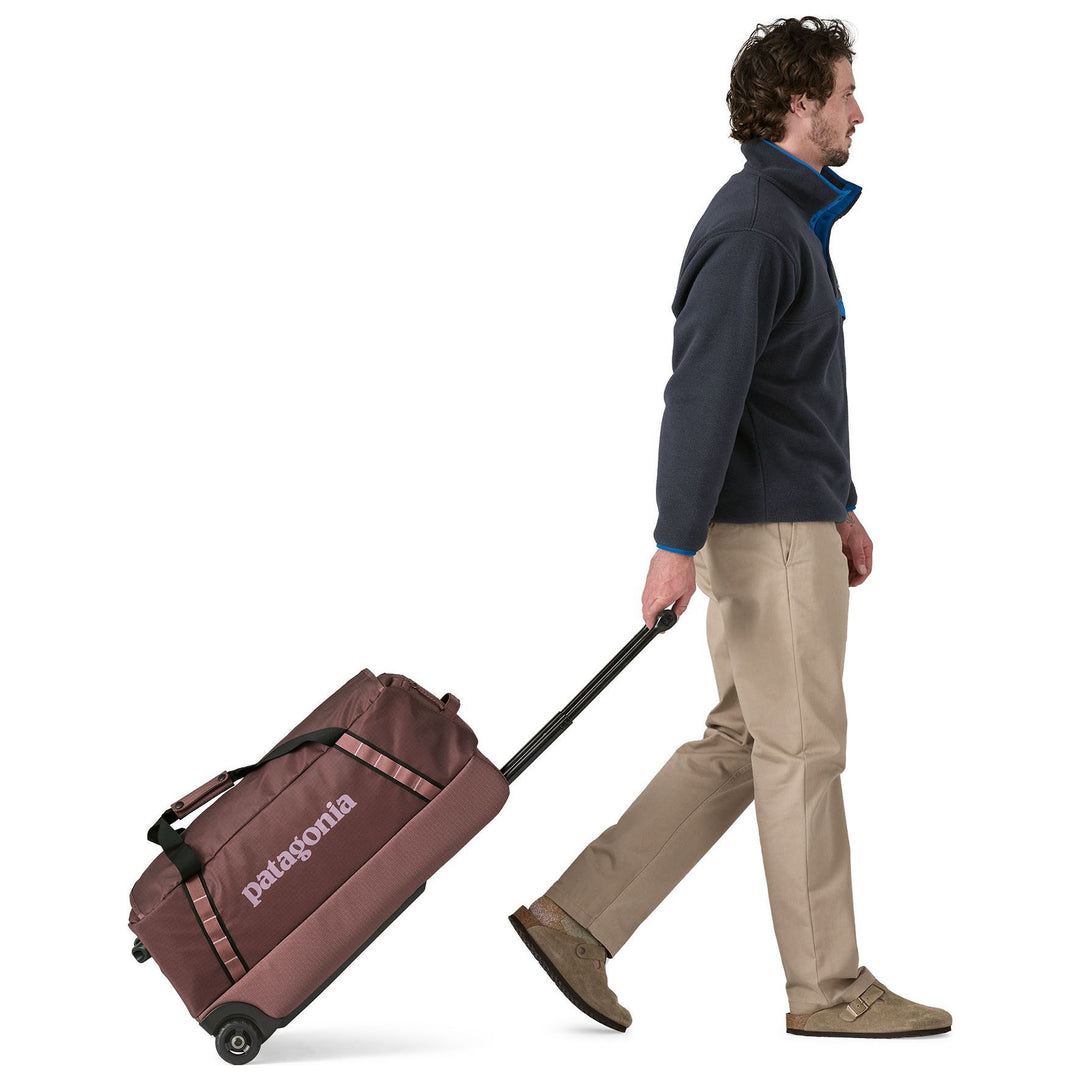 Patagonia Black Hole Wheeled Duffel 70L Dulse Mauve Image 03