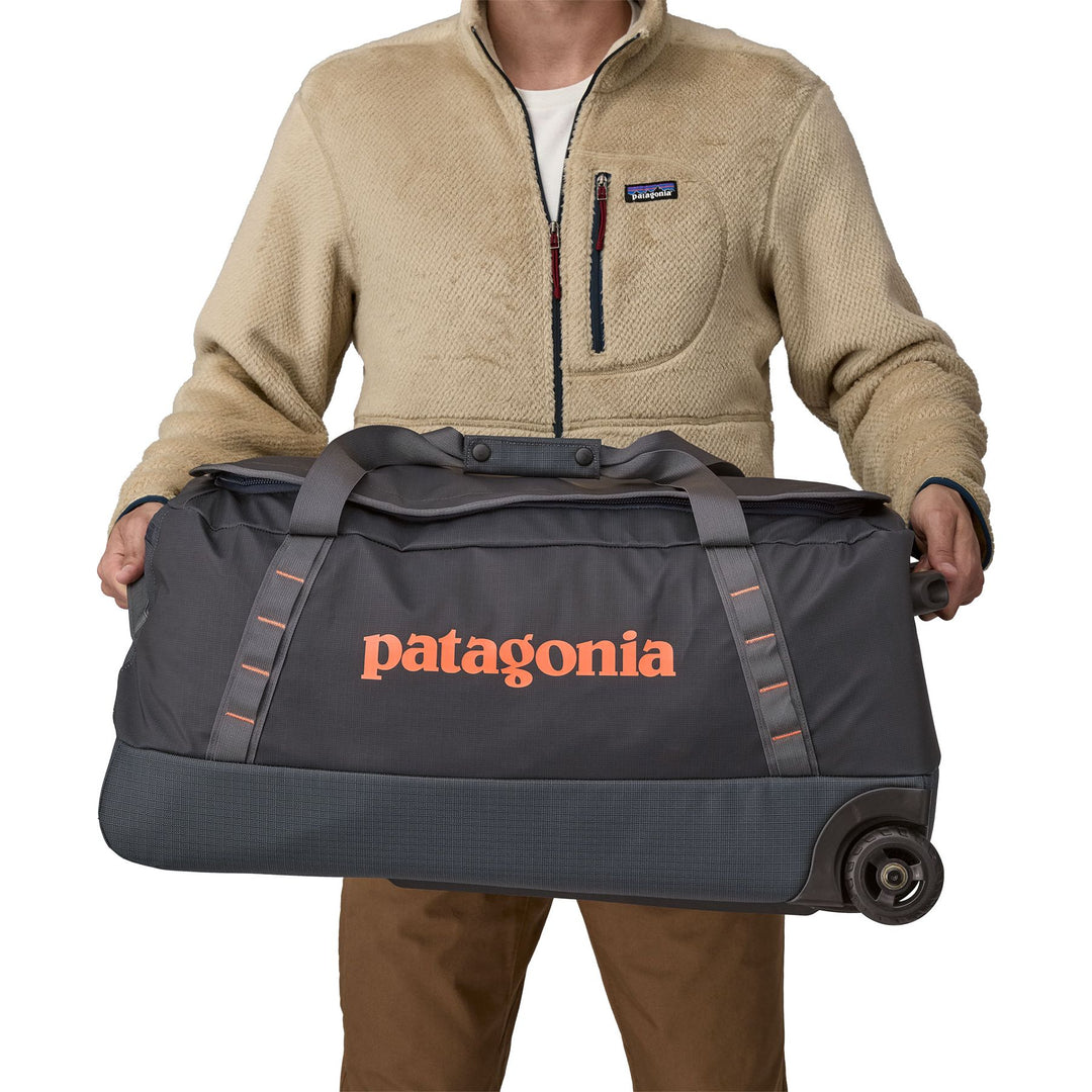 Patagonia Black Hole Wheeled Duffel 70L Smolder Blue Image 05