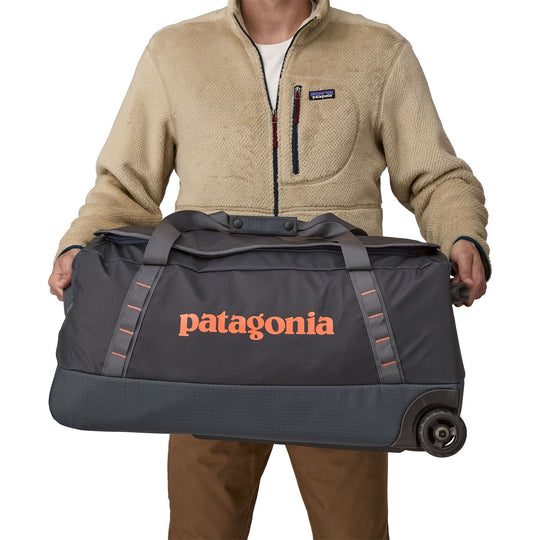 Patagonia Black Hole Wheeled Duffel 70L Smolder Blue Image 05