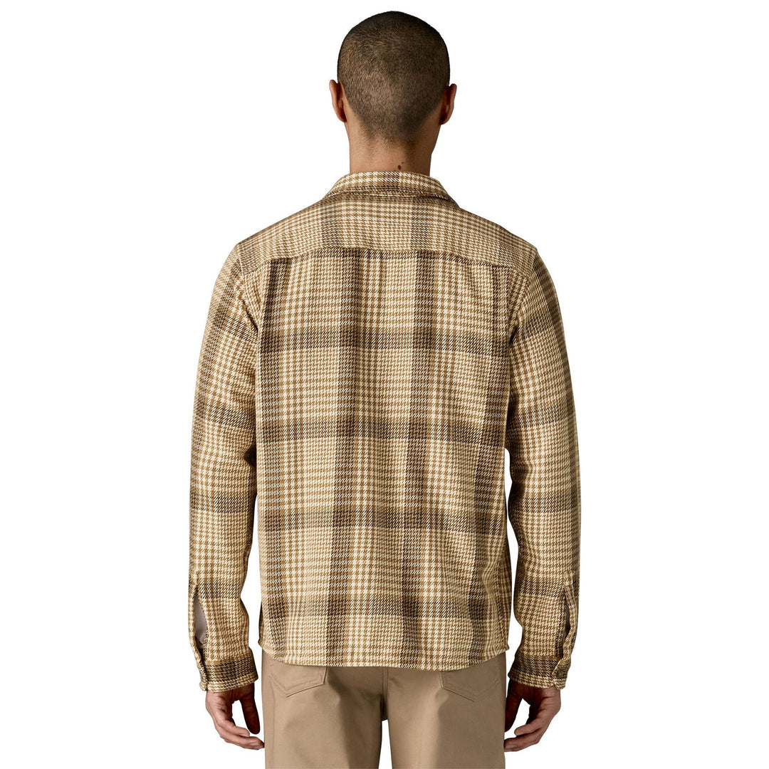 Patagonia Men's Fjord Loft Shirt Roam: Nest Brown Image 03
