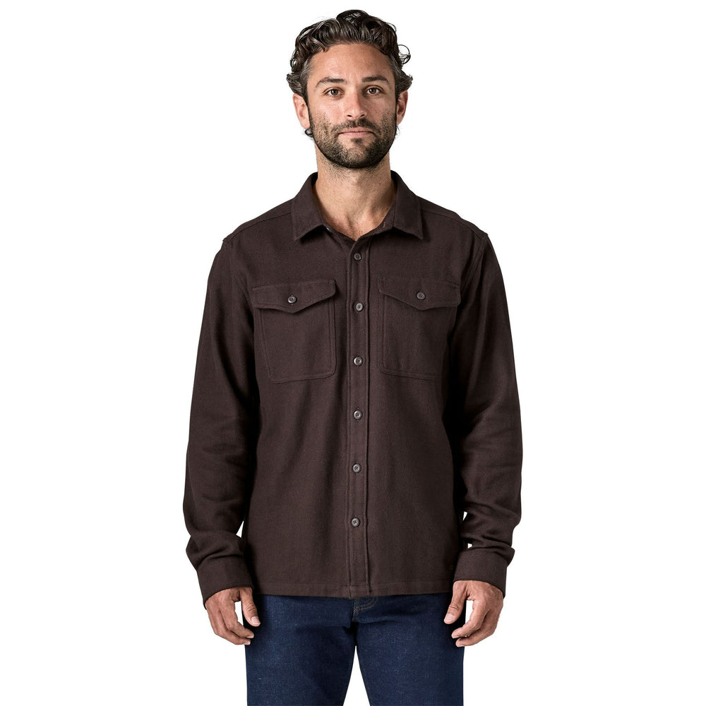 Patagonia Men's Fjord Flannel Shirt Mirror Weave: Den Brown Image 02