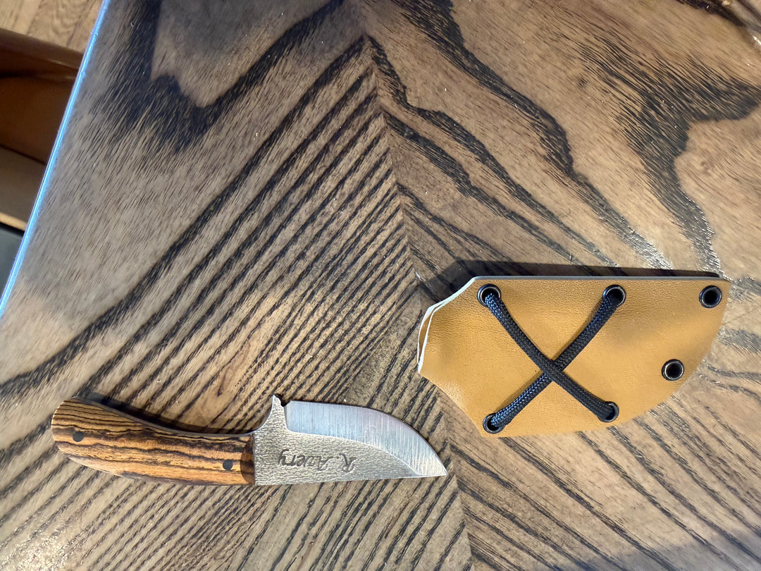 Avery Knife Works The Mini