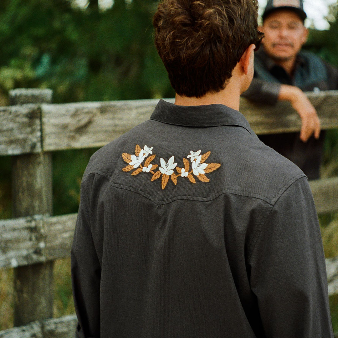 Howler Brothers Crosscut Deluxe Longsleeve Orange Blossoms : Antique Black Image 09